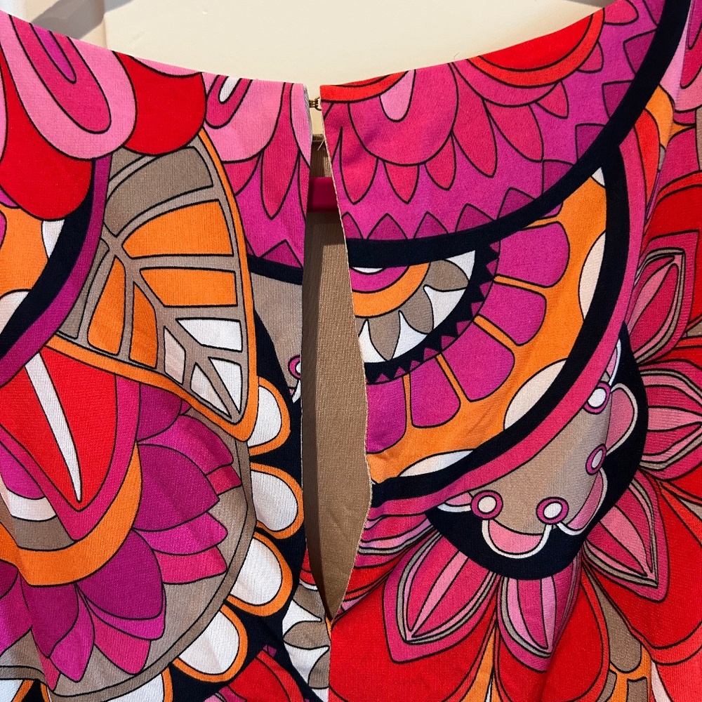 Trina Turk Vibrant Jersey Floral Women's dress XS - Picture 4 of 4